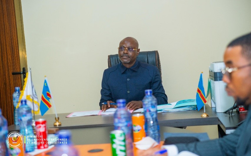 Modernisation, réorganisation et la montée en puissance des FARDC : Les Attachés de Défense accrédités en RDC saluent le leadership de Guy Kabombo Muadiamvita !